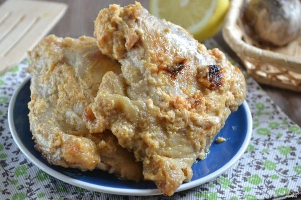 Куриные бедра с соусом